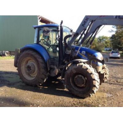 New Holland
                     TRACTEUR T 5.95