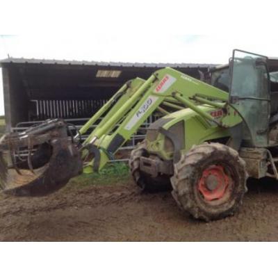 Claas
                     TRACTEUR CLAAS AXOS 320