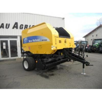 New Holland
                     BR 7060 CC