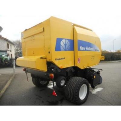 New Holland
                     BR 7060 CC