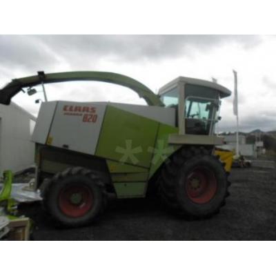 Claas
                     820