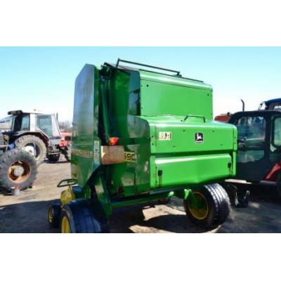 John Deere
                     590