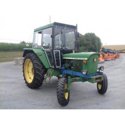 John Deere 2130