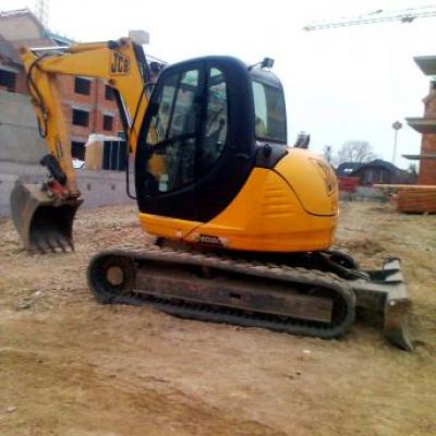 Minikoparka JCB 8080