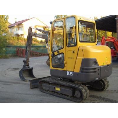 VOLVO EC 25