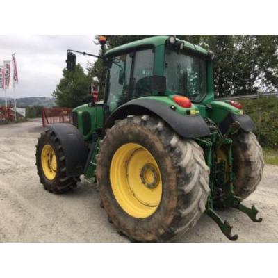 John Deere 6920