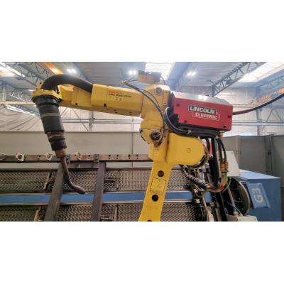 Zrobotyzowana stacja spawalnicza FANUC Arc Mate