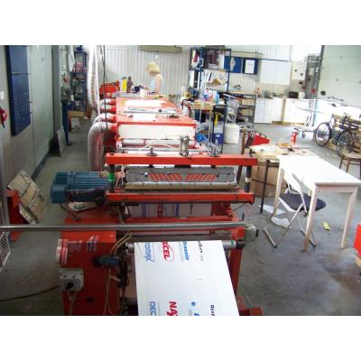 Machine for printing cutting welding web paperFoil