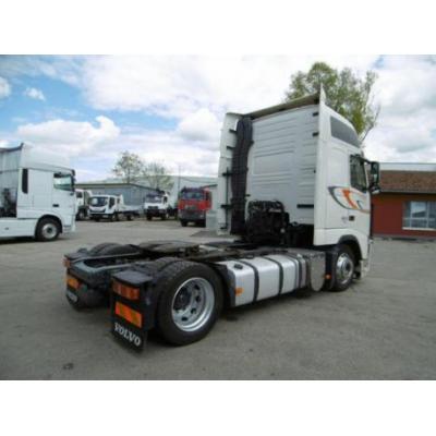 Volvo FH500 XL 2x Tank Mega Low Hubsattel Euro 5 E