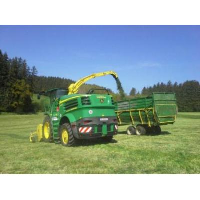 John Deere 8400