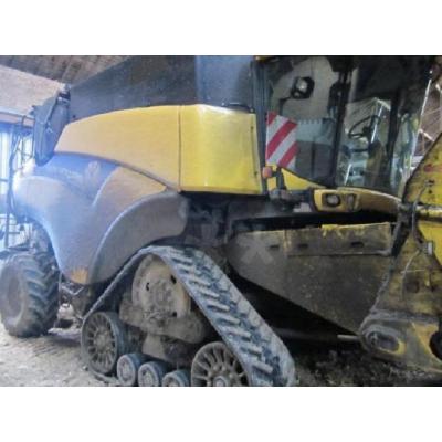 New Holland
                     CR 9080