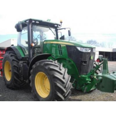 John Deere
                     7200 R