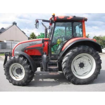 Valtra
                     C 100