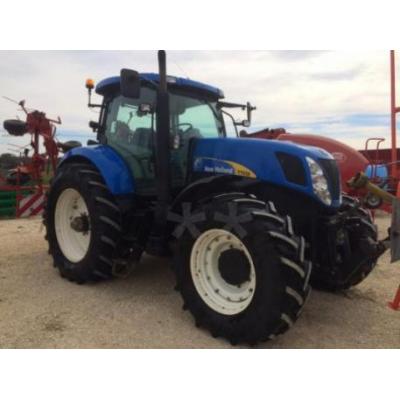 New Holland
                     T 7030