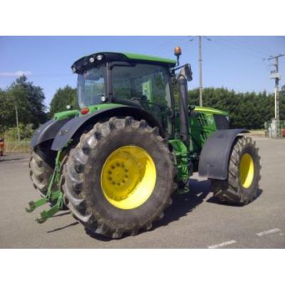 John Deere
                     6210R