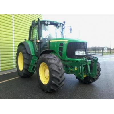 John Deere
                     6830 Prenium