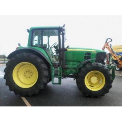 John Deere
                     6830 Prenium