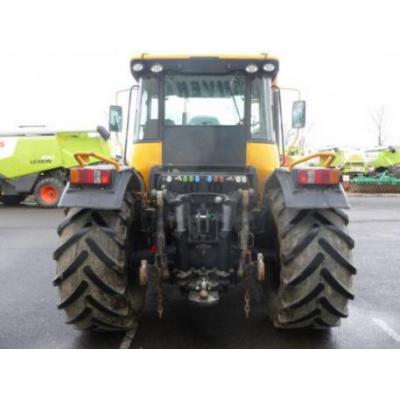 JCB
                     FASTRAC 3220