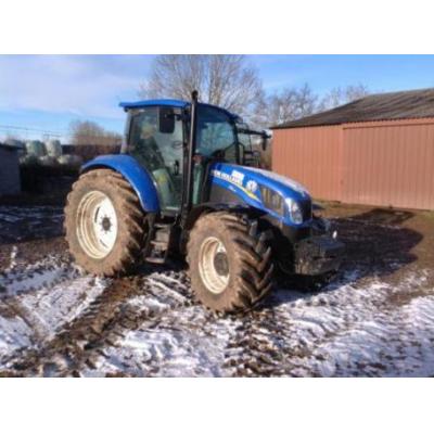 New Holland
                     TRACTEUR T.5.115