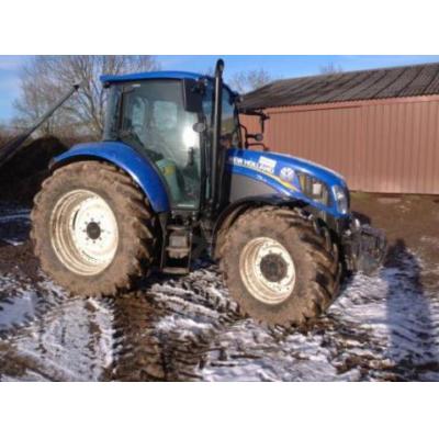 New Holland
                     TRACTEUR T.5.115