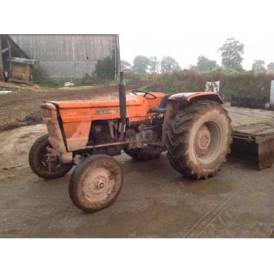 Someca
                     TRACTEUR SOMECA 550