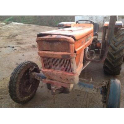 Someca
                     TRACTEUR SOMECA 550