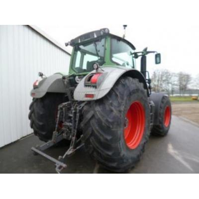 Fendt
                     TRACTEUR FENDT 924 VARI