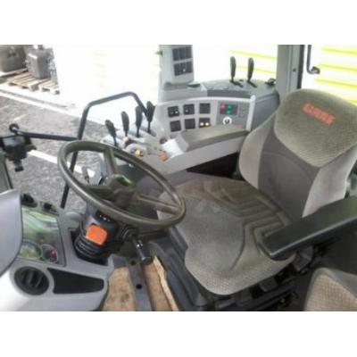 Claas
                     ARION 630 CIS