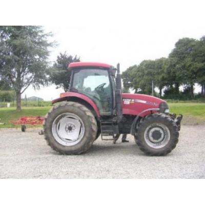 Case IH
                     MXU 135