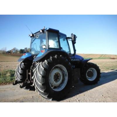 New Holland TM 165