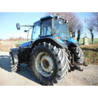 New Holland TM 165