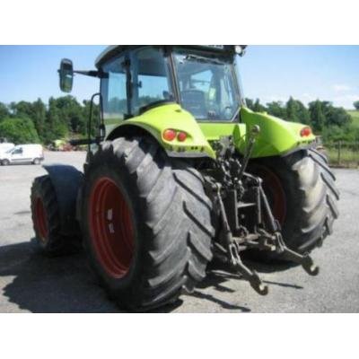 Claas
                     Arion 640