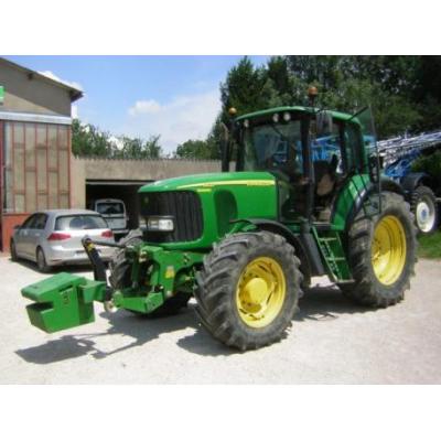 John Deere
                     6620