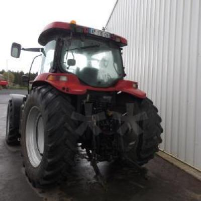 Case IH
                     MXU 115