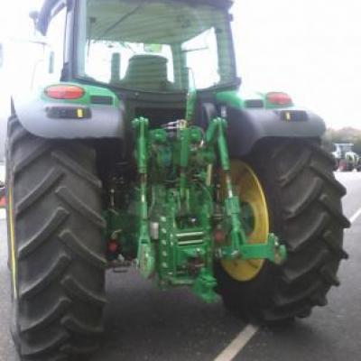 John Deere
                     6150 R