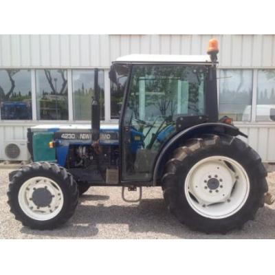 New Holland
                     4230 DT