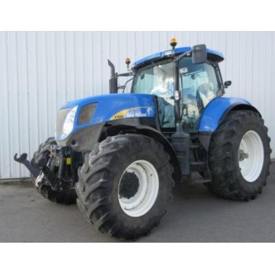 New Holland
                     T 7050