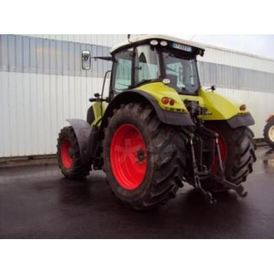 Claas
                     AXION 810