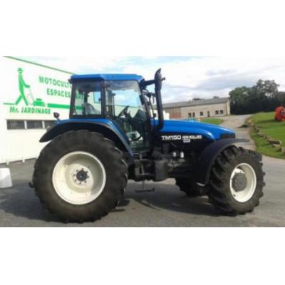 New Holland
                     TM150