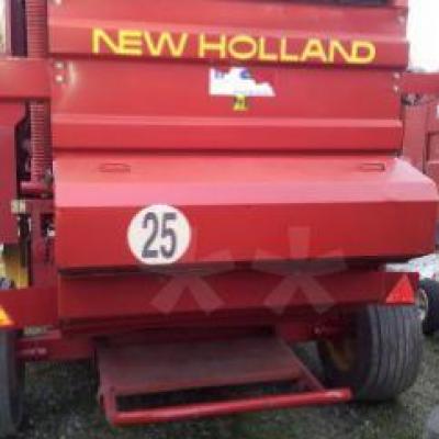 New Holland
                     BR648