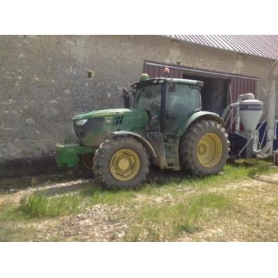 John Deere 6140