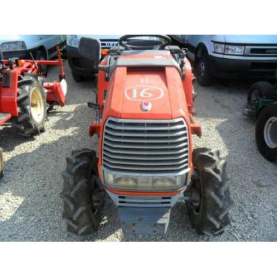 Ciągnik Kubota 17 - 2008 z frezowania