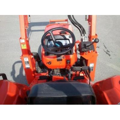 Kubota BL34 2007 z ładowaczem