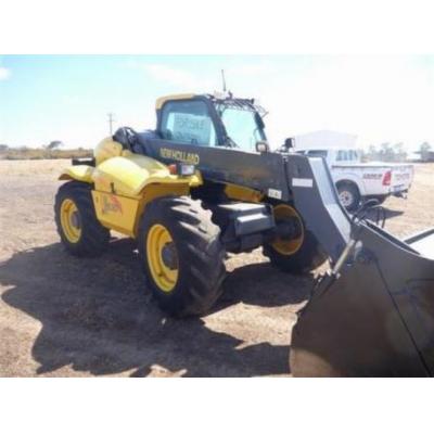 New Holland LM630 TELEHANDLER