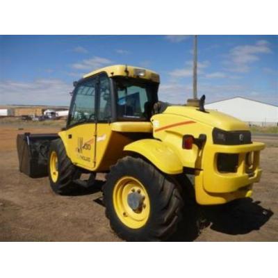 New Holland LM630 TELEHANDLER