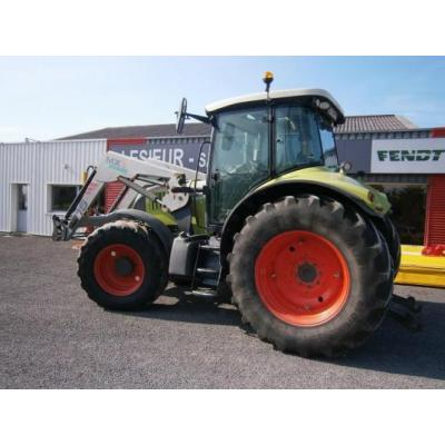 Claas ARION 640