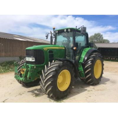 John Deere 6930