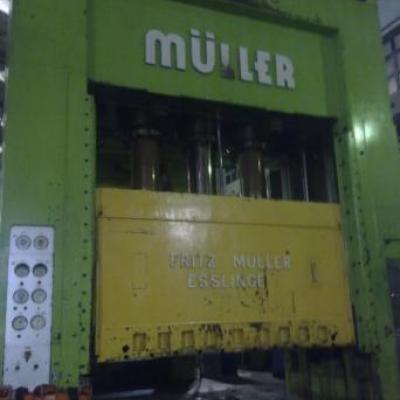 Prasa hydrauliczna 1200 tn Muller