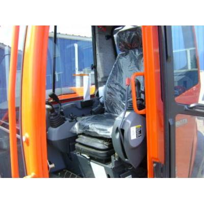 Kubota KX080