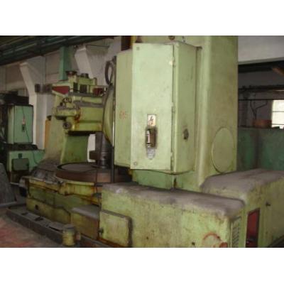 GEAR HOBBING MACHINE TOS